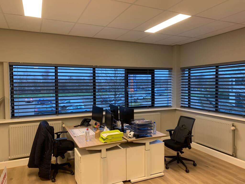 63a47ca19985963a47ca19985c